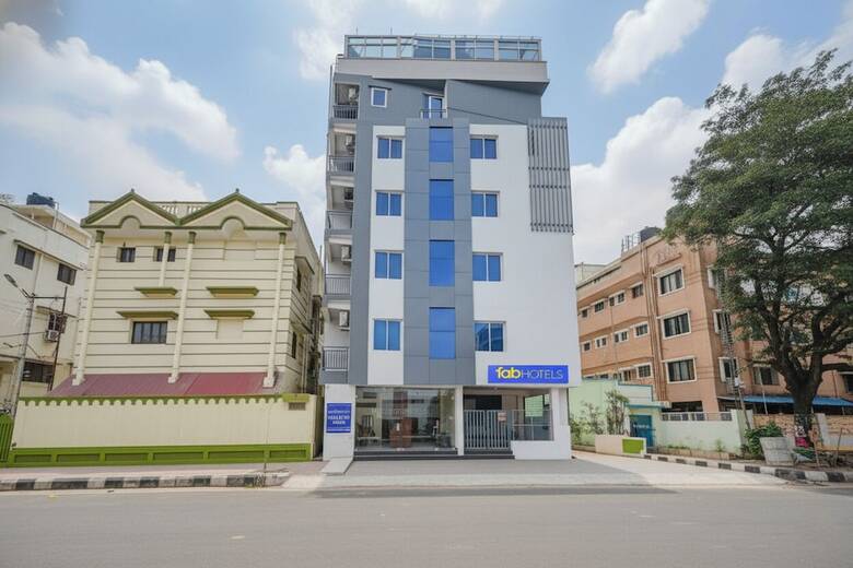 Fabhotel Crystal Suites
