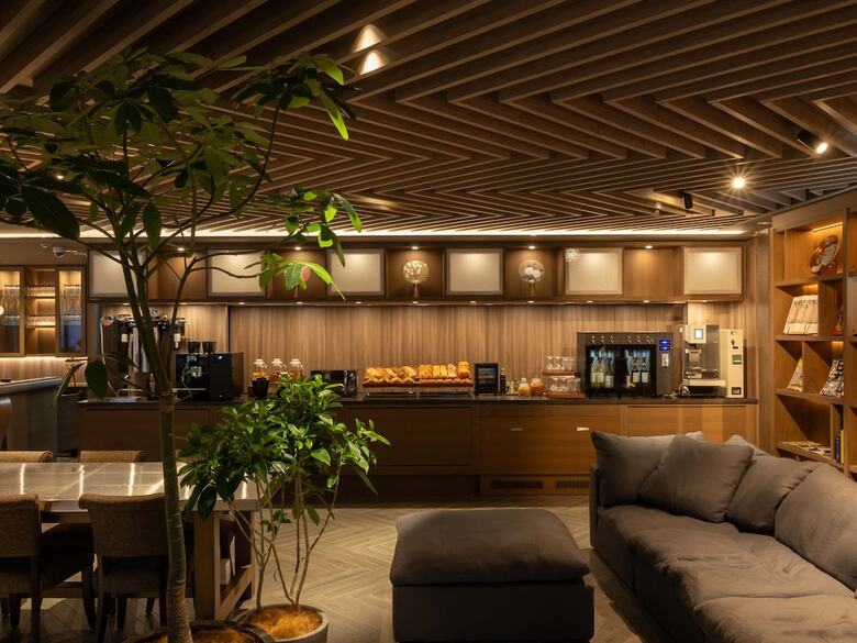 Hotel Insomnia Kyoto Oike
