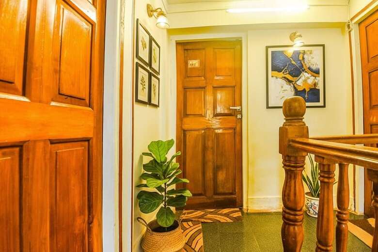 Fabhotel Royal Baga Residency