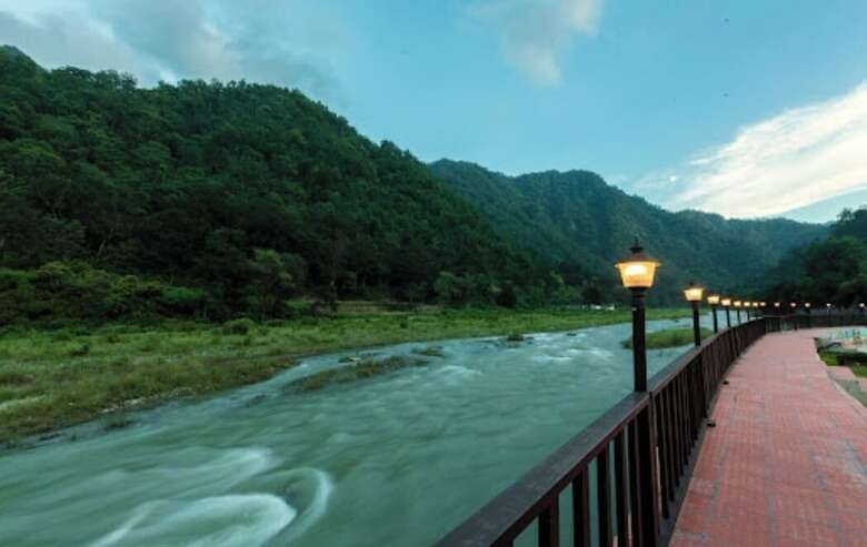 Mj River Resort By Dls Hotels