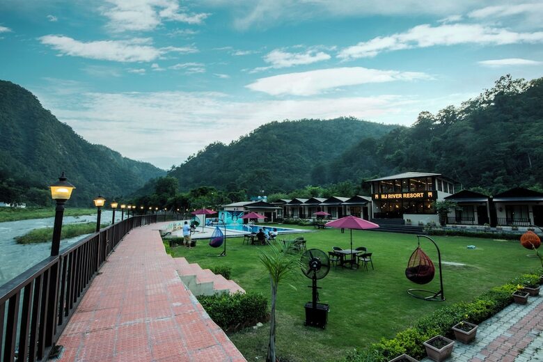 Mj River Resort By Dls Hotels
