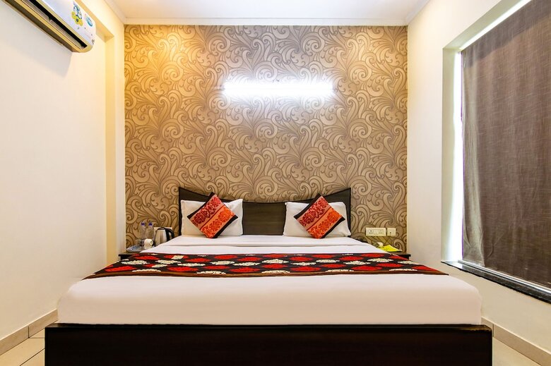 Fabhotel Gazelle Inn
