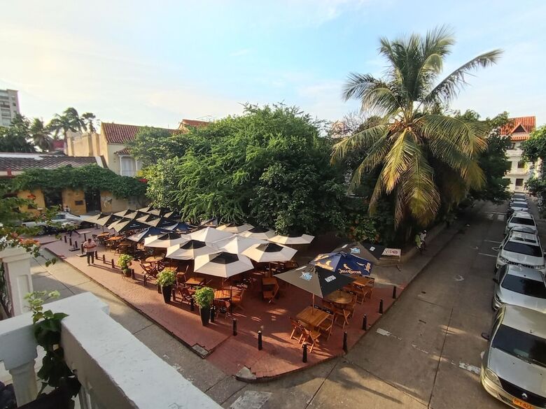Hotel At The Park