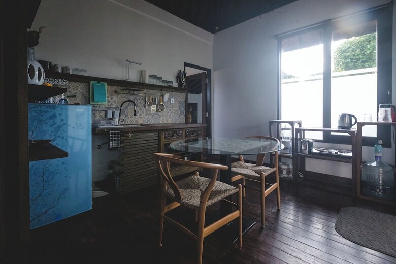 Bed & Breakfast 1111 Alchemy Space