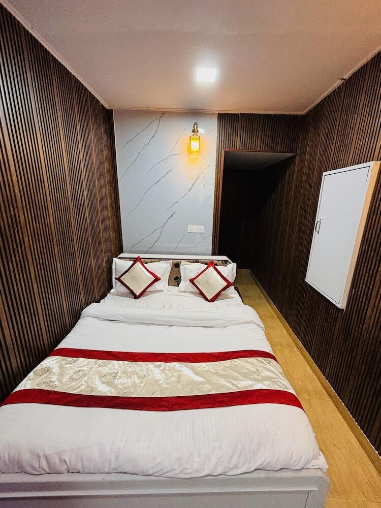 Hotel Amar