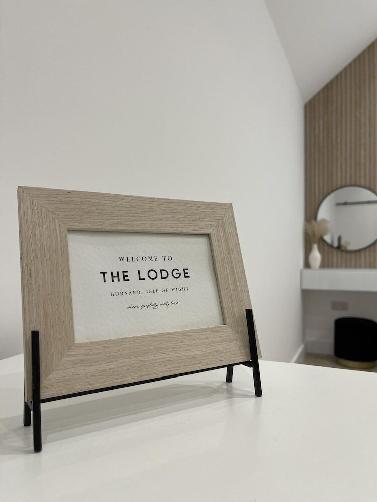 The Lodge Hideaway - Studio Style, Simple Luxury