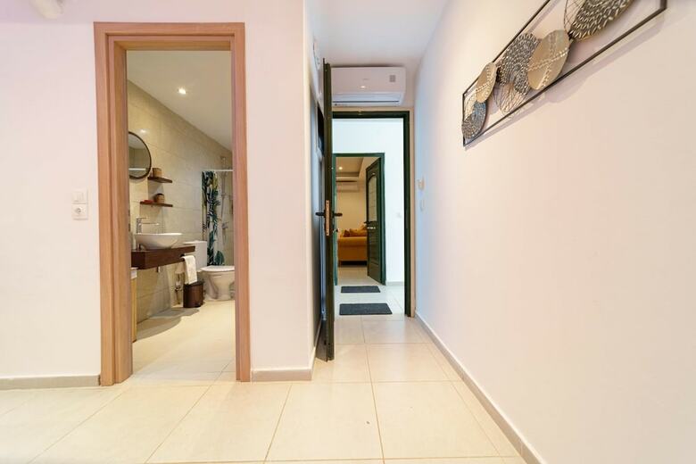 Iphigenia Apartments At Katelios