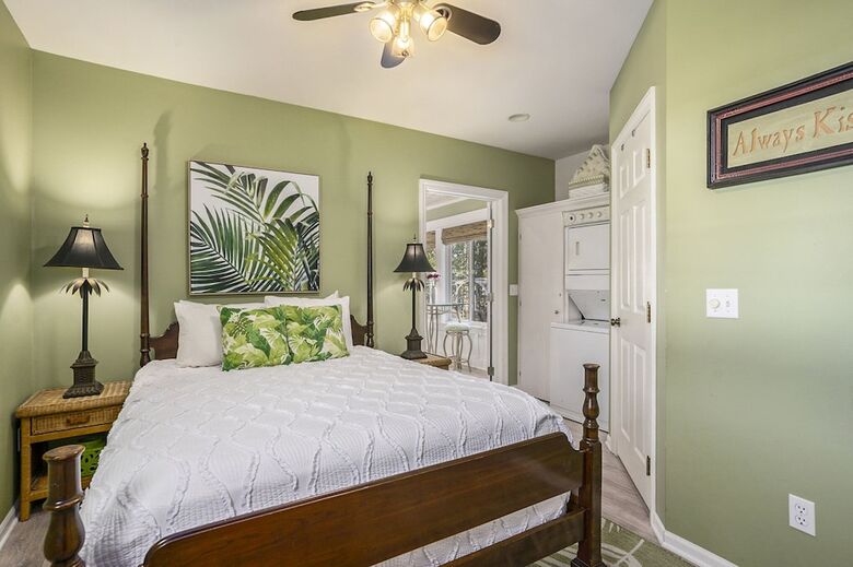 Bed & Breakfast Inn At The Park