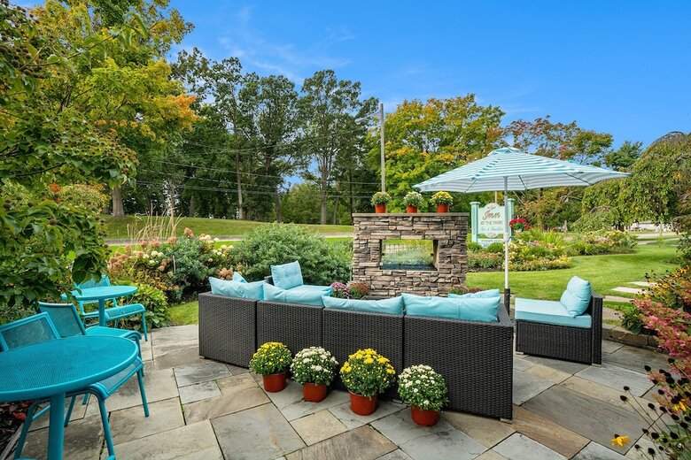 Bed & Breakfast Inn At The Park