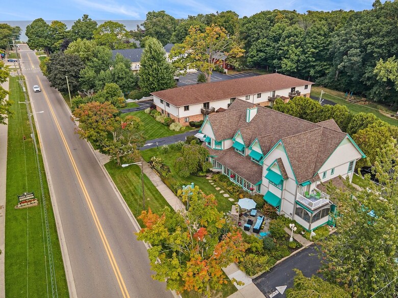 Bed & Breakfast Inn At The Park