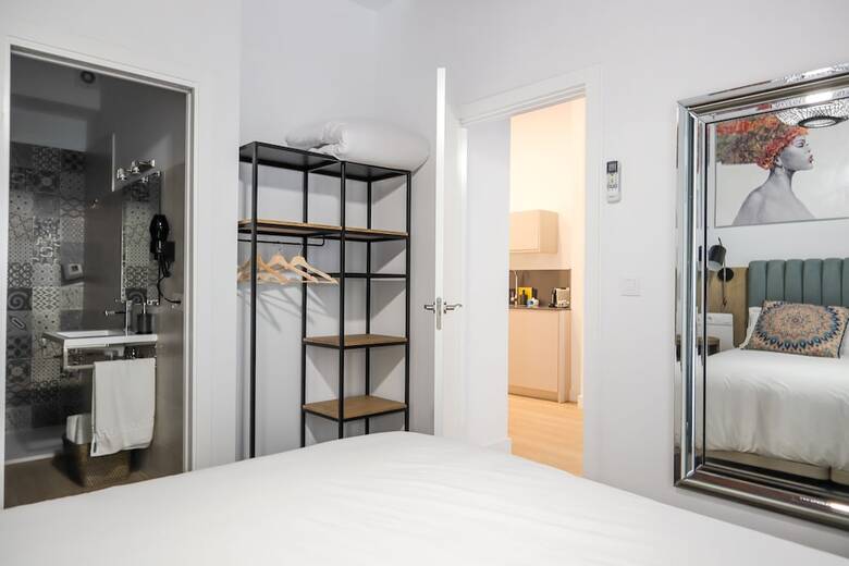 Aparthotel Calma Suites