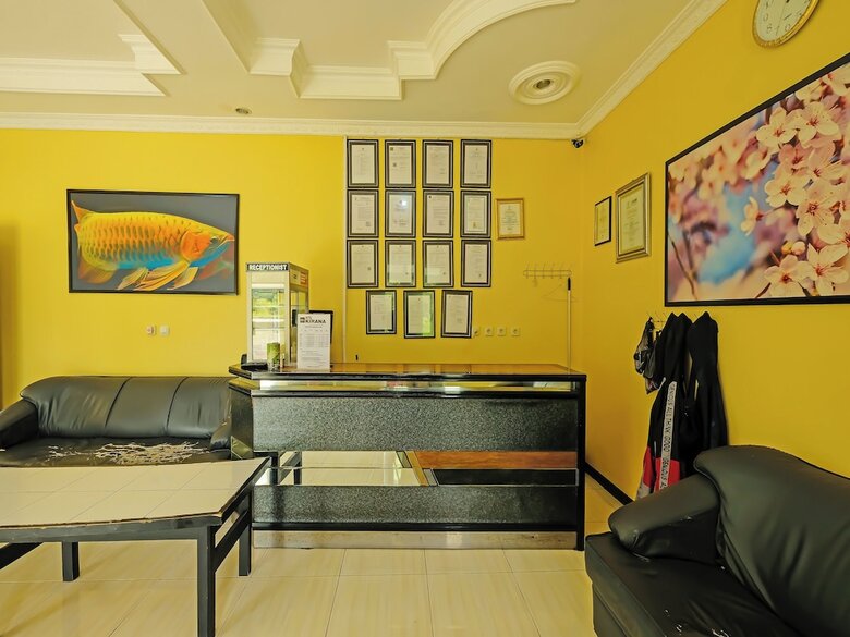 Oyo 92483 Hotel Kirana