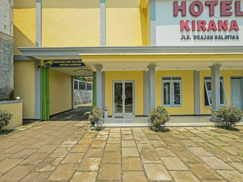 Oyo 92483 Hotel Kirana