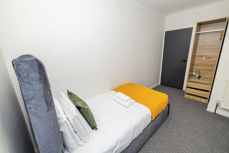Woodford Hotel