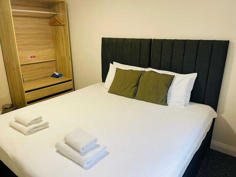 Woodford Hotel
