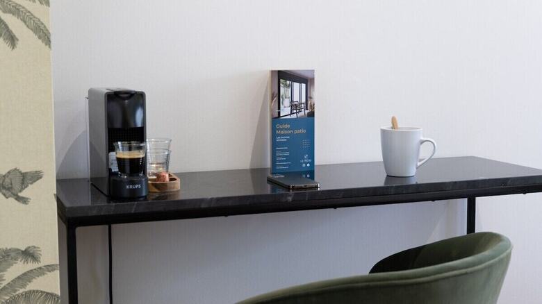 Hotel 10 Rue Du Four � Chaux