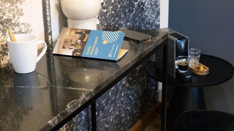 Hotel 10 Rue Du Four � Chaux