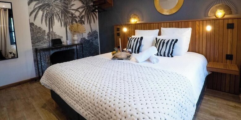Hotel 10 Rue Du Four � Chaux