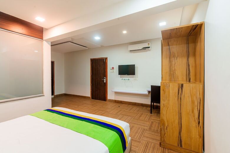 Hotel Treebo Spring Brooks, Kalyani Nagar