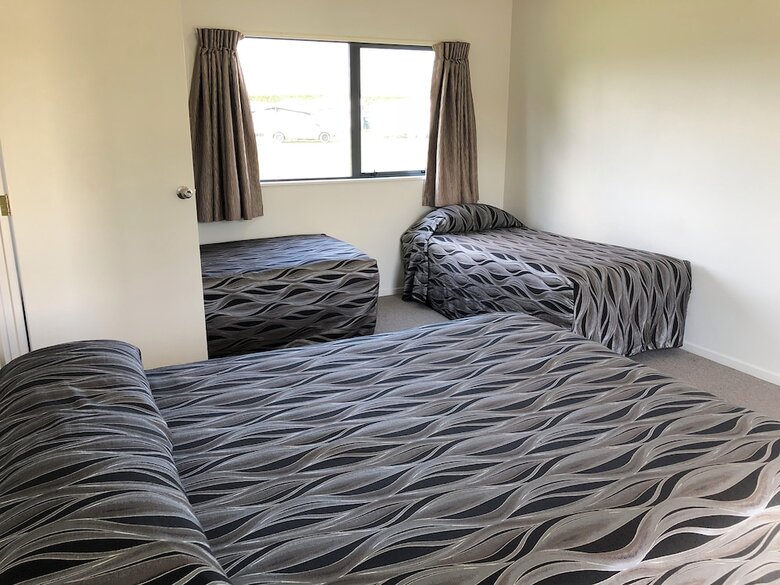 Motel Riverlands Holiday Park