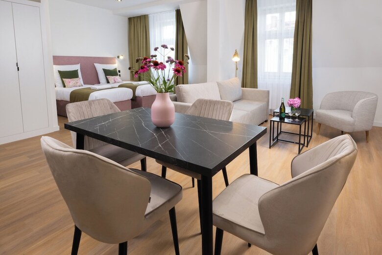 Aparthotel Rajska Residence