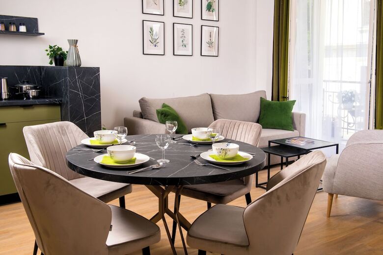 Aparthotel Rajska Residence