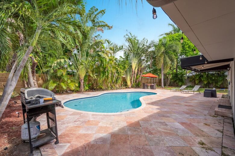Will's Off Wilton Drive Pool Villa By Opus