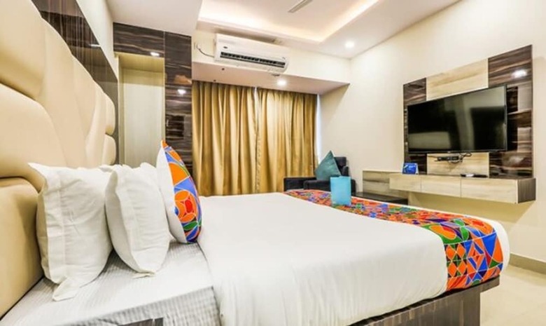 Fabhotel Khb Tower