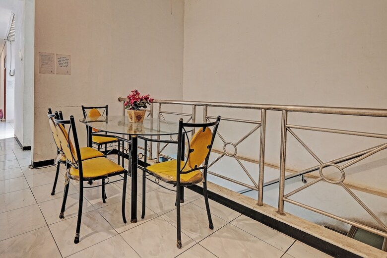 Hotel Collection O 92864 Mitra Residence