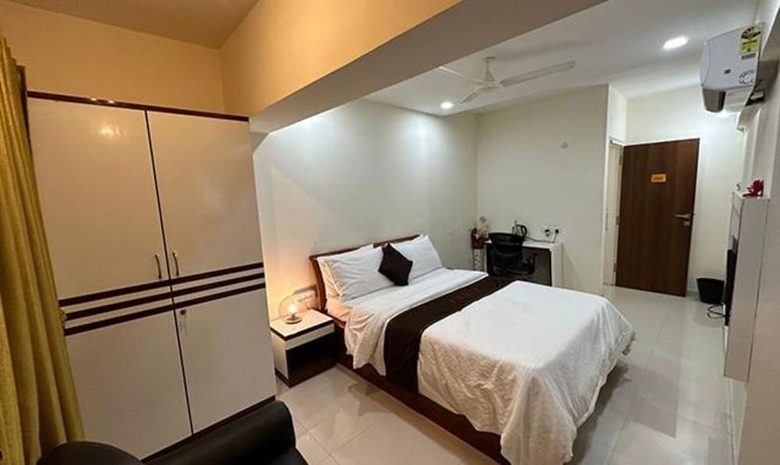 Fabhotel Prime Finesse