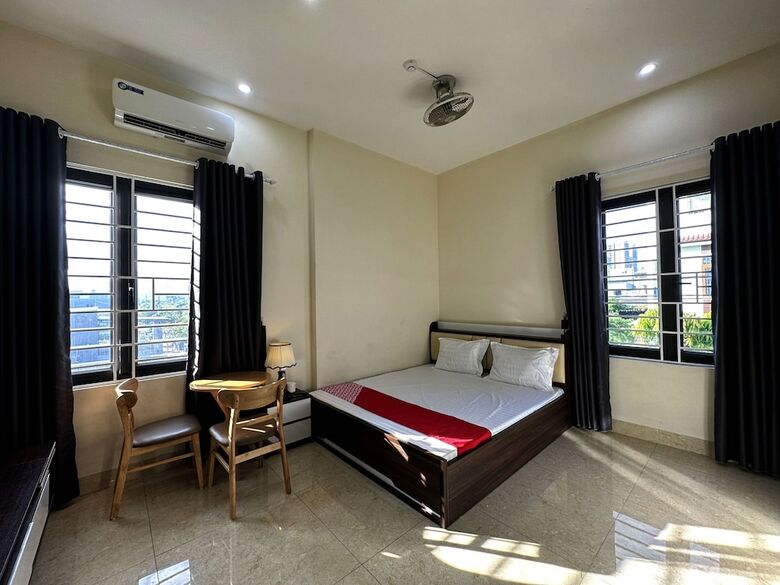 Oyo 1199 Dung Quyen Hotel