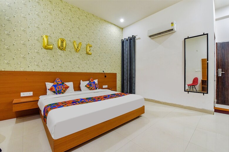 Fabhotel Alexa