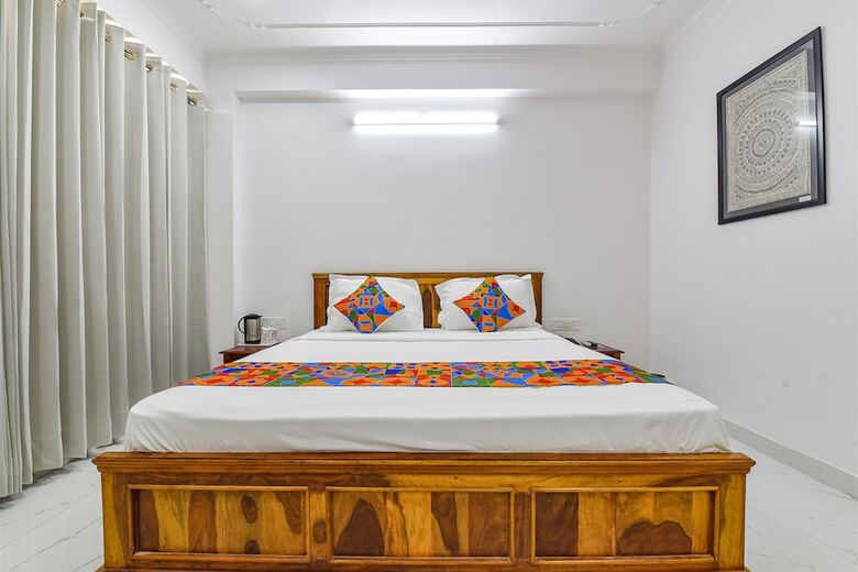 Fabhotel Umrao Haveli With Pool