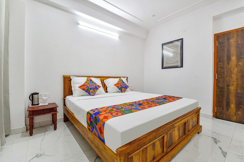 Fabhotel Umrao Haveli With Pool