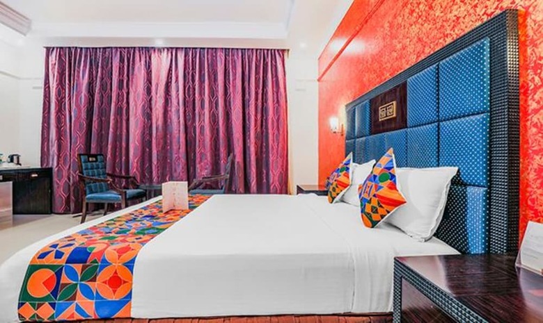 Fabhotel Anna Waddo