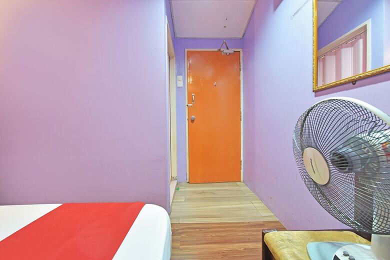 Oyo 90846 Hotel Akasia