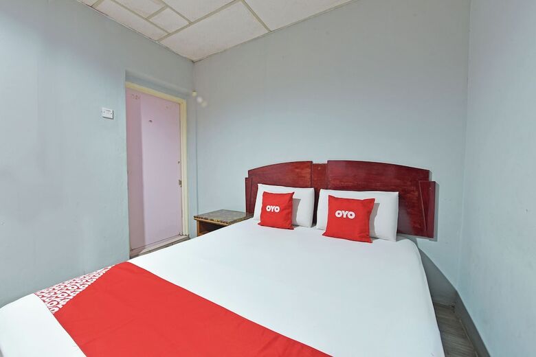 Oyo 90846 Hotel Akasia