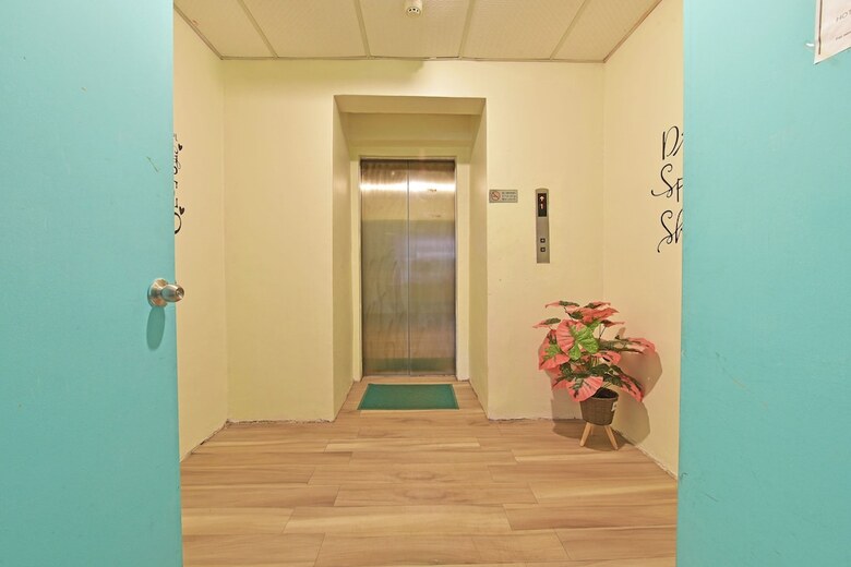 Oyo 90846 Hotel Akasia
