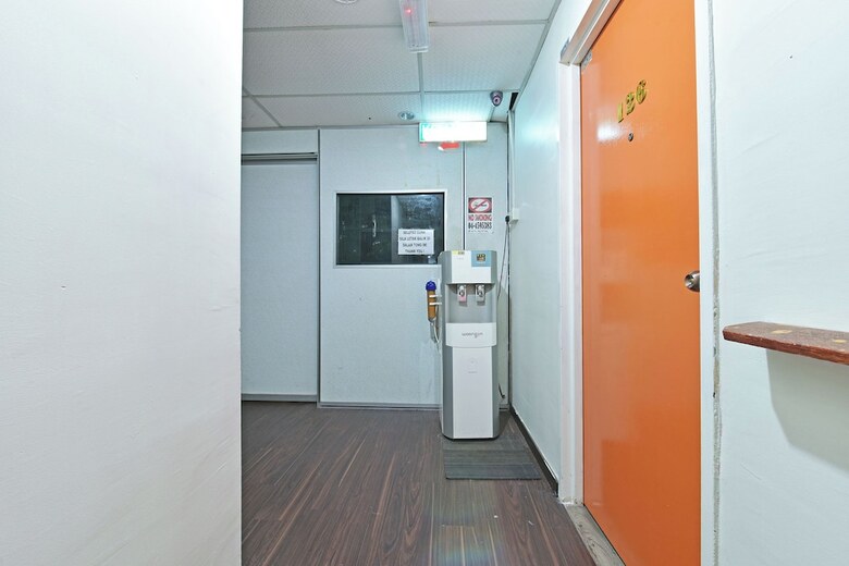 Oyo 90846 Hotel Akasia