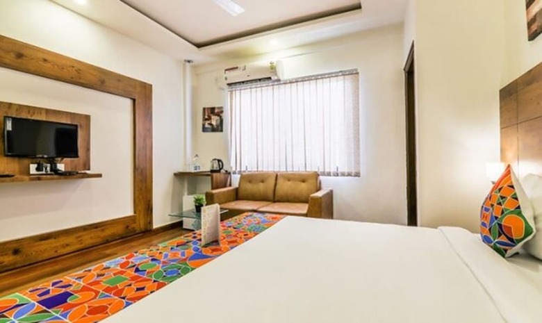 Fabhotel Vs Suites & Inn