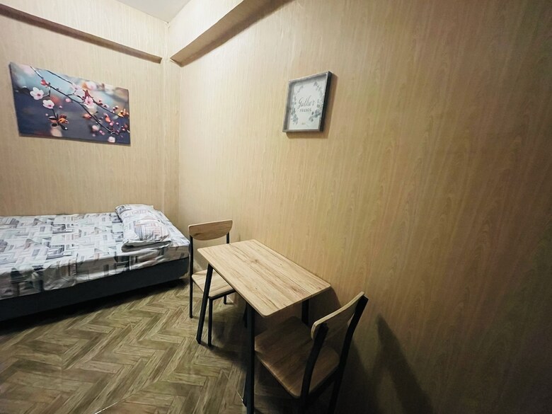 Aparthotel 83 F. Bautista St