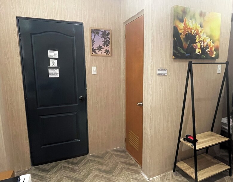 Aparthotel 83 F. Bautista St