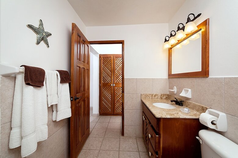 Aparthotel Beach House Condos Negril