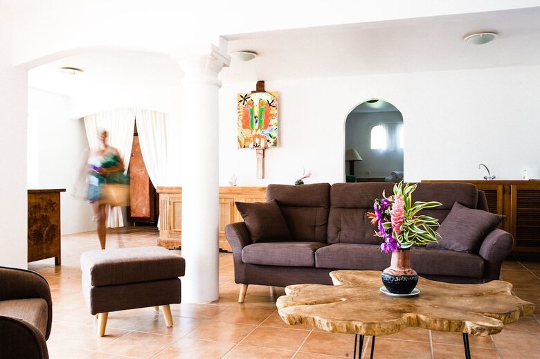 Villa Yrondi