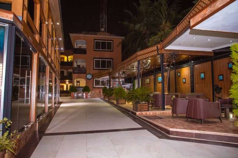 Hotel Silicon Lodge