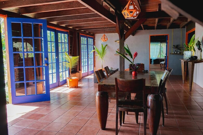 Hotel Mosana Reef Garden B&B