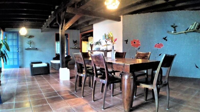 Hotel Mosana Reef Garden B&B