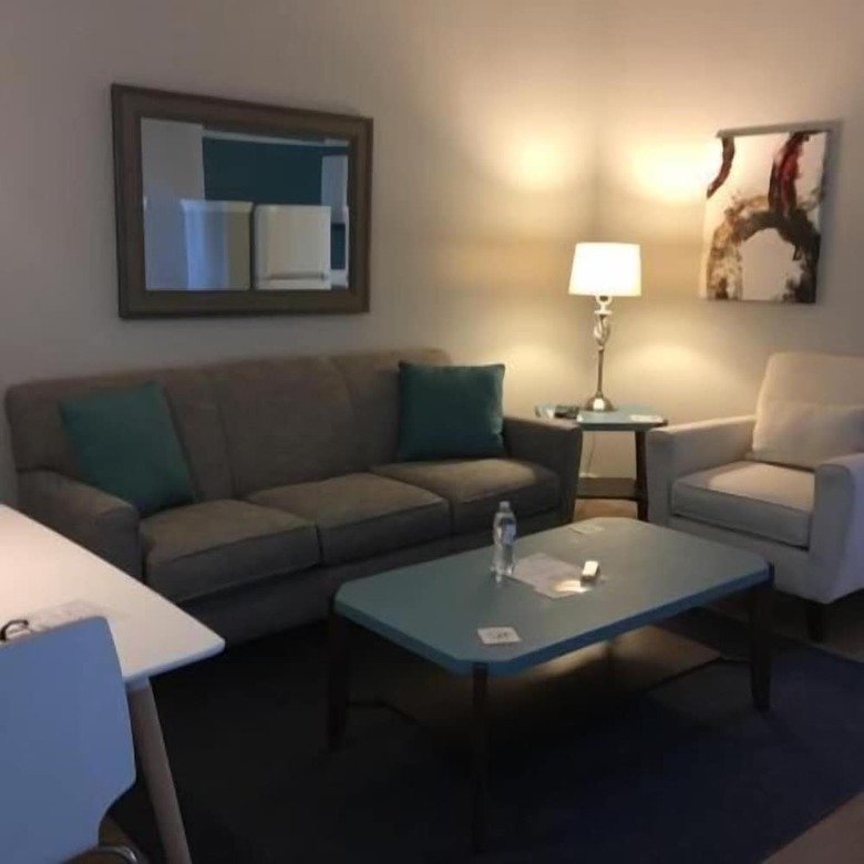 Aparthotel The Acorn Suites