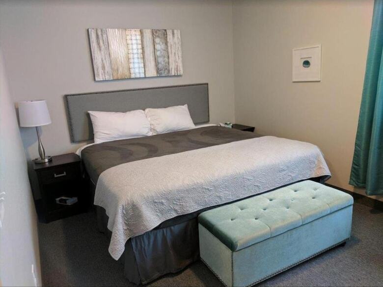 Aparthotel The Acorn Suites