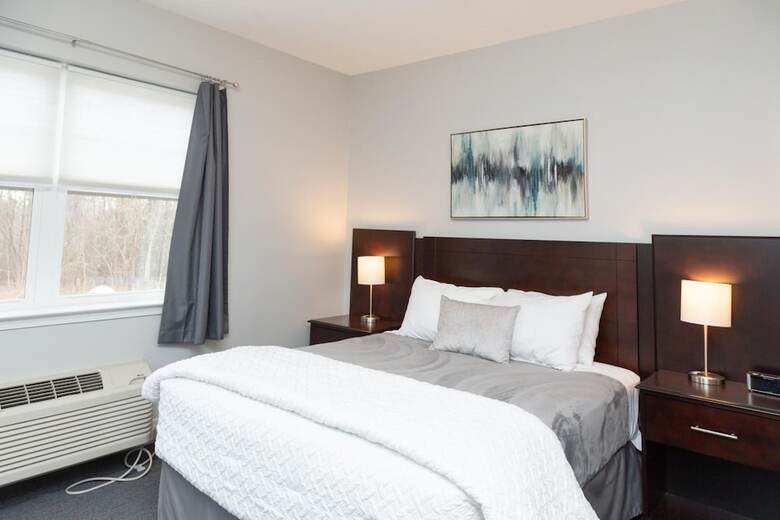 Aparthotel The Acorn Suites
